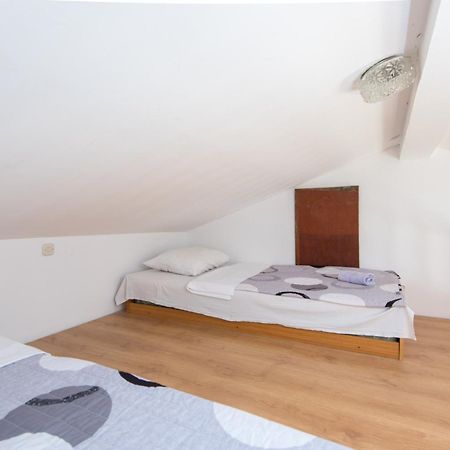 Apartments With A Parking Space Zuljana, Peljesac - 4574 Room photo