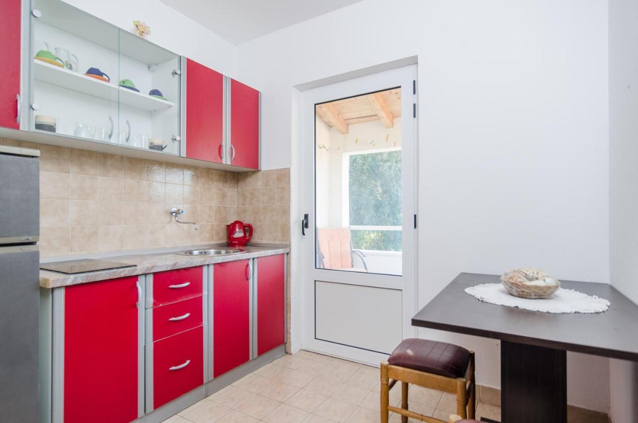 Apartments With A Parking Space Zuljana, Peljesac - 4574 Exterior photo