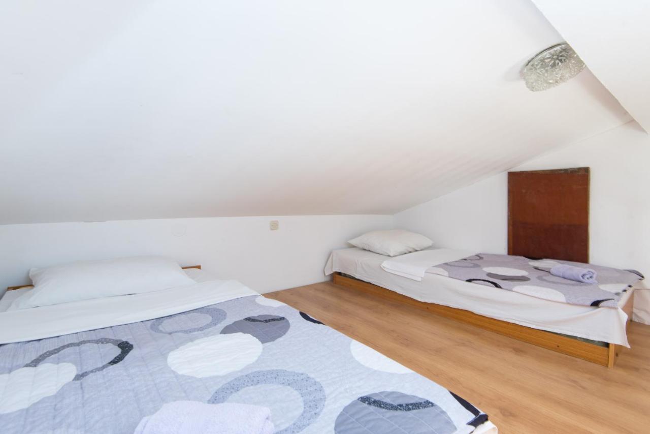 Apartments With A Parking Space Zuljana, Peljesac - 4574 Exterior photo
